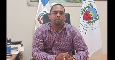 Niega reunión con Leonel